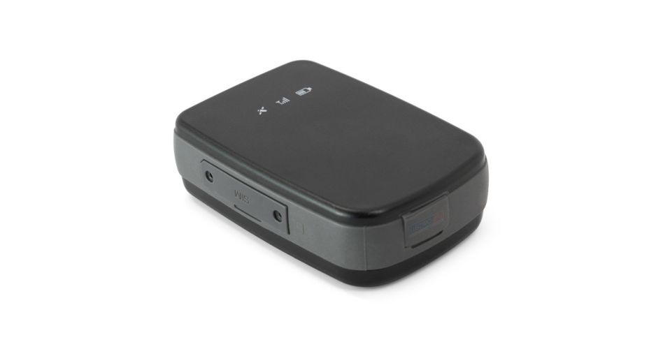 Easily Locate Trucks w/ Realtime GSM GPS Tracking Devices for Vehicles - GPSCATM1Sg71341g